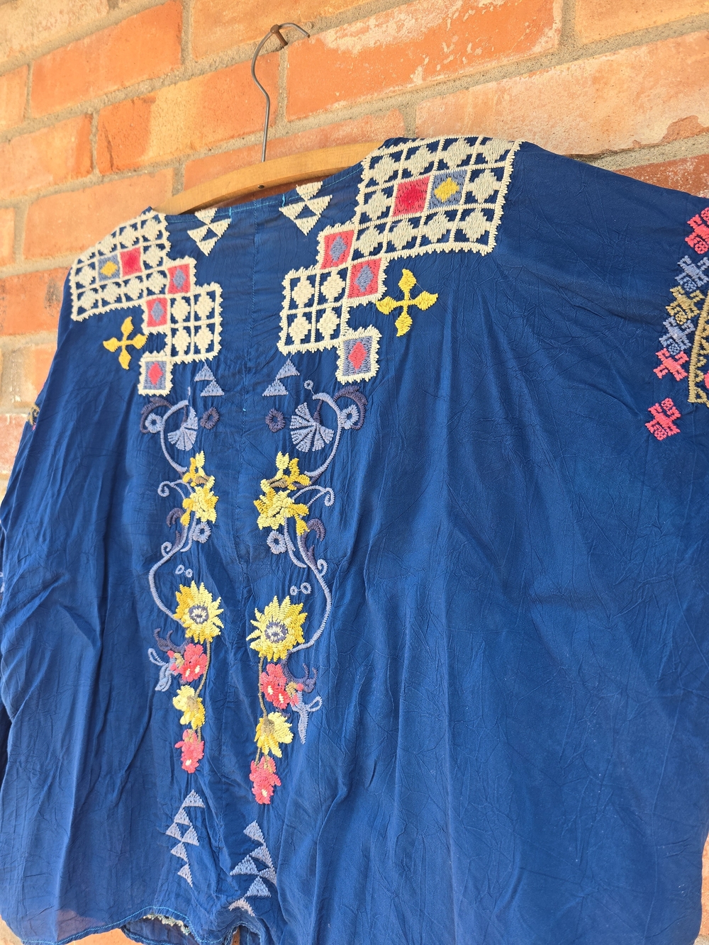 Embroidered Navy Floral Button-Front Women’s Top - Picture 6 of 9